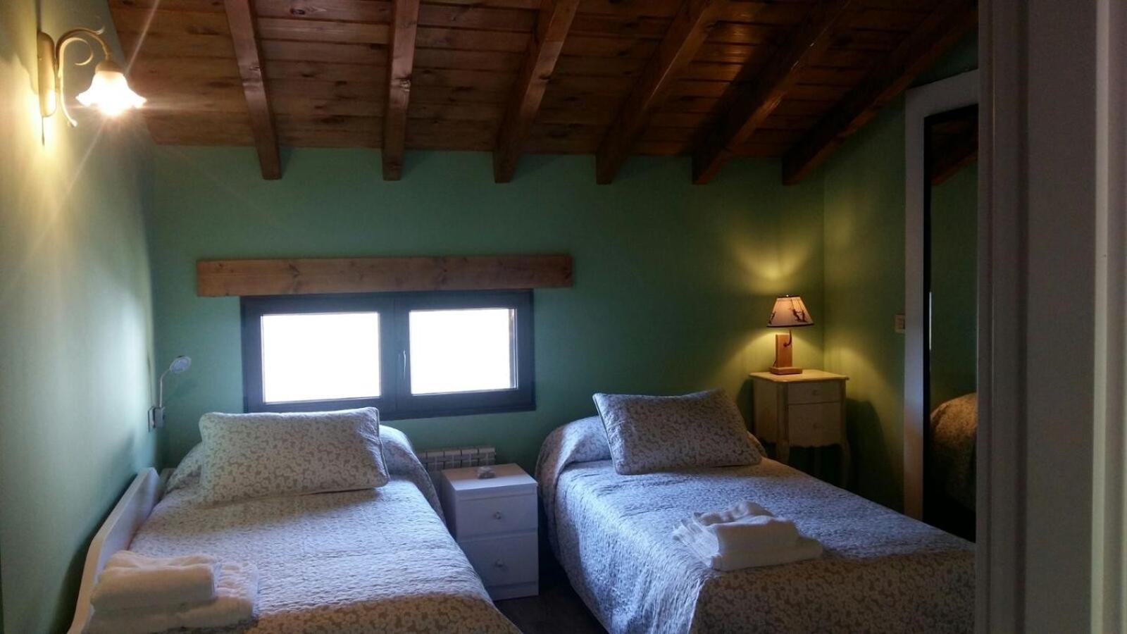 Apartamento Turistico Casas De Manuel La Pola de Gordon Extérieur photo